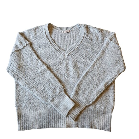 SO Sweaters - NWT SO Gray Women's V Neck Sweater Top size XL